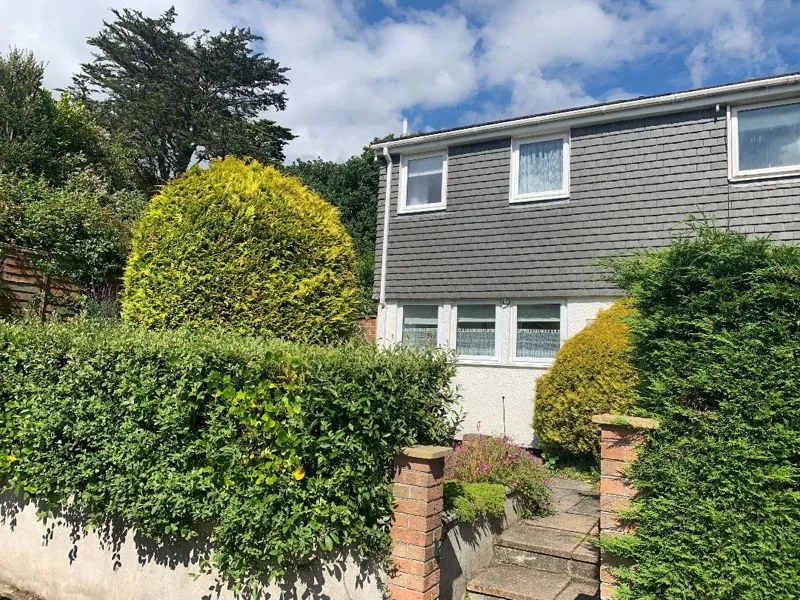 Biscovey Road, Par, Cornwall, PL24 2HW 3 bed semidetached house £190,000