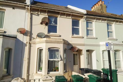 2 bedroom maisonette to rent, Queens Park Road, Brighton