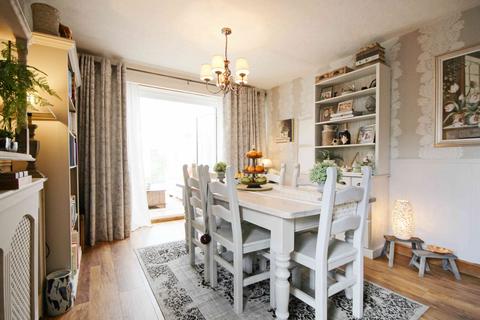 19 Brookside, Weaverham, Northwich, CW8 3HR