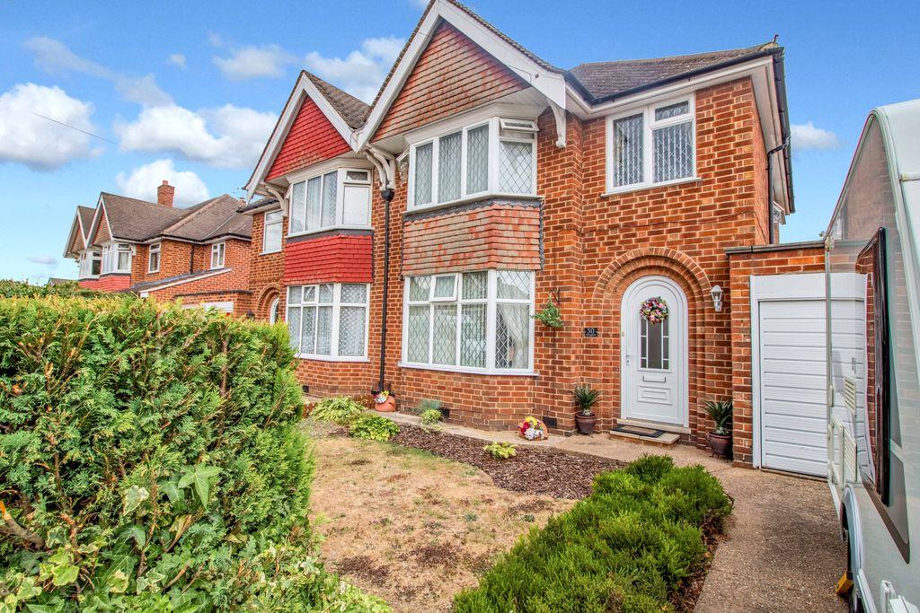 Haddon Crescent, Chilwell NG9 5JT 3 bed semidetached house £315,000