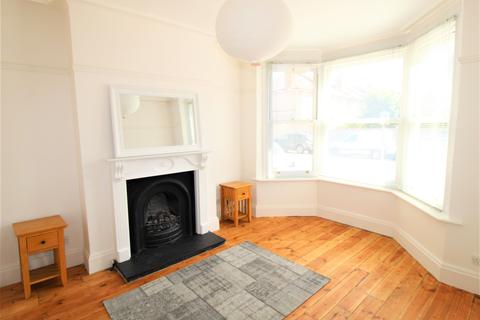 61 Howard Road, Upminster, RM14 2UE