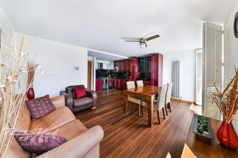 Flat 7, Leeward Court Asher Way, London, E1W 2JY