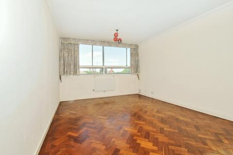 2 bedroom flat to rent - Holly Tree Close Southfields SW19