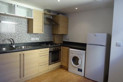 2 bedroom apartment to rent, Moore, Wakefield