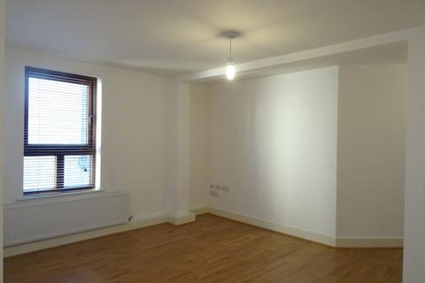 2 bedroom apartment to rent, Moore, Wakefield