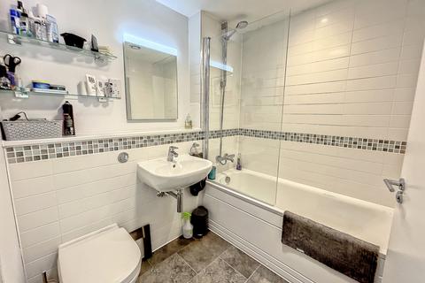25 Lambe Close, Snodland, ME6 5PE