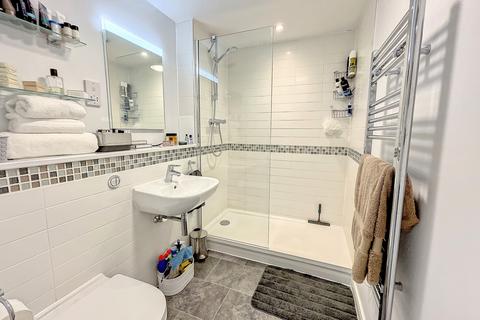 25 Lambe Close, Snodland, ME6 5PE
