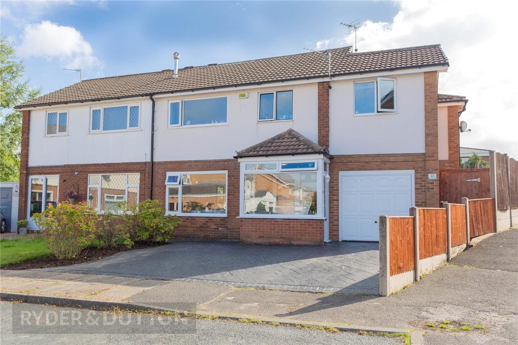 Newbury Grove, Heywood, Rochdale... 5 bed semidetached house £375,000