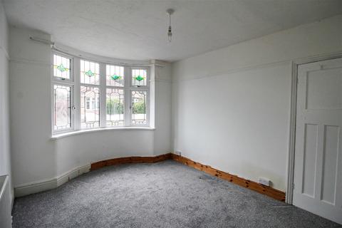 2 bedroom detached bungalow for sale - 6 Hadley Crescent, Rhyl, Denbighshire, LL18 4AU