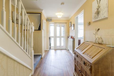 3 Duchy Close, Chelveston, Wellingborough, NN9 6AW