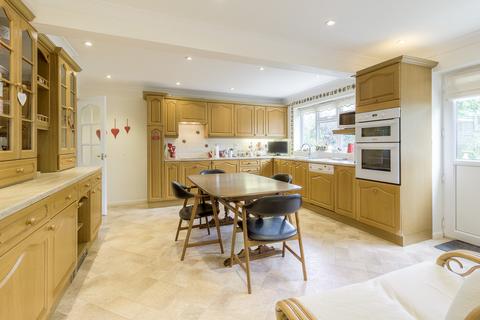 3 Duchy Close, Chelveston, Wellingborough, NN9 6AW