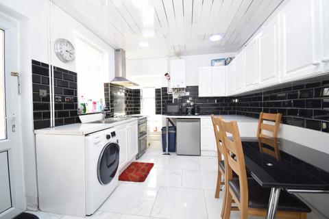 3 bedroom terraced house for sale - 37 Normanton Road, LE5