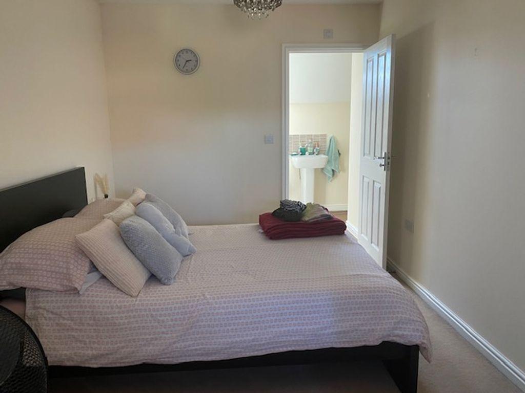 Bedroom 1 (Double with Ensuite)