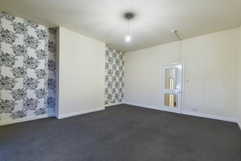 2 bedroom flat to rent, 46 Middle Street North, Driffield