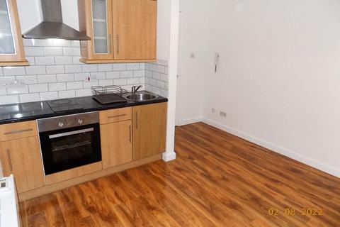 Studio to rent, 37 Seedhill Road, Flat 0/1, Paisley, PA1 1SD