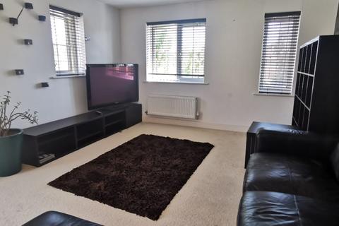 2 bedroom flat to rent, Panyers Gardens, Dagenham RM10
