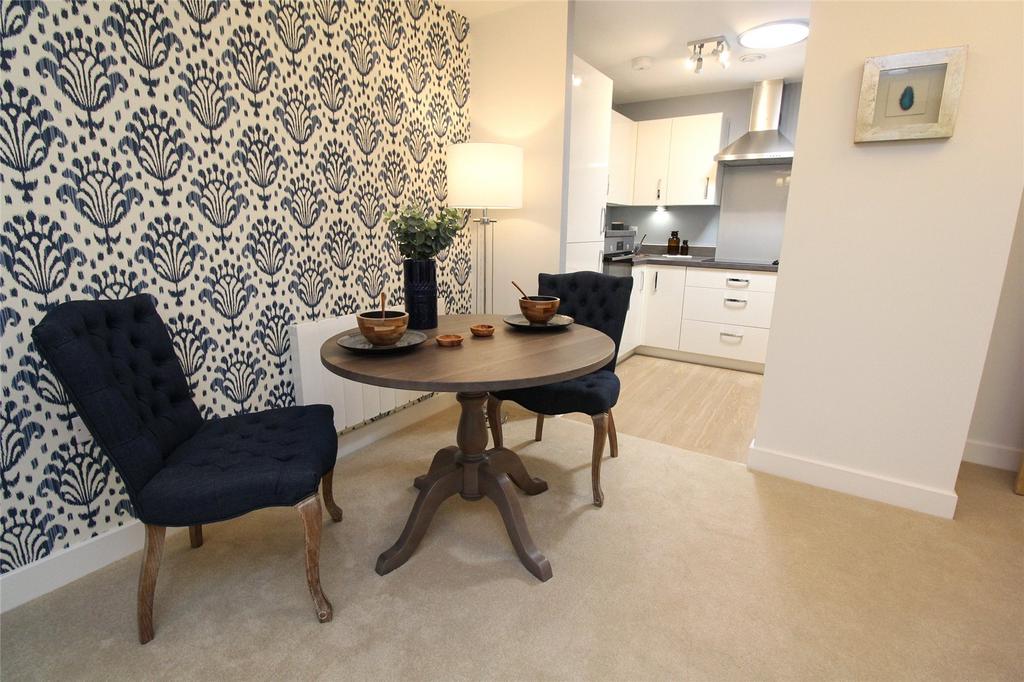 Dining Flat 33