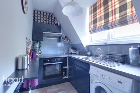 155 Abbeyfields Close, London, NW10 7EJ