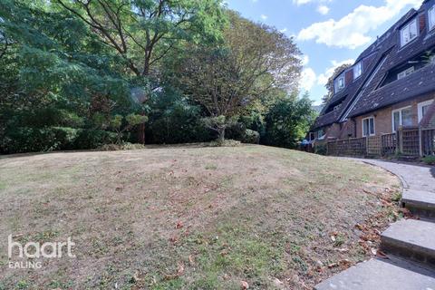 155 Abbeyfields Close, London, NW10 7EJ
