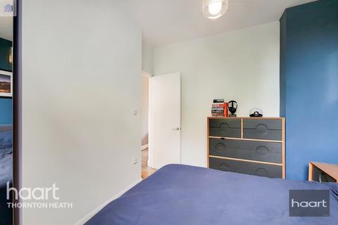 Flat 4, 49 Penge Road, London, SE25 4EJ