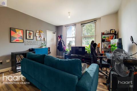 Flat 4, 49 Penge Road, London, SE25 4EJ