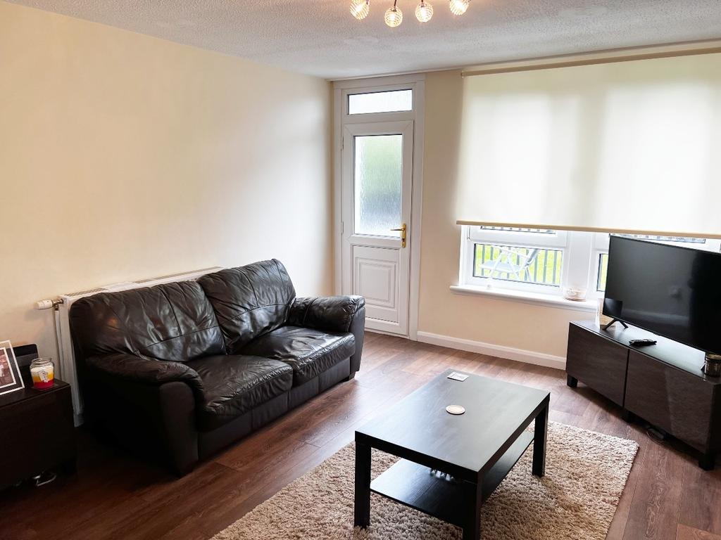 Cairngorm Gardens, Cumbernauld G68 1 bed end of terrace house £95,000