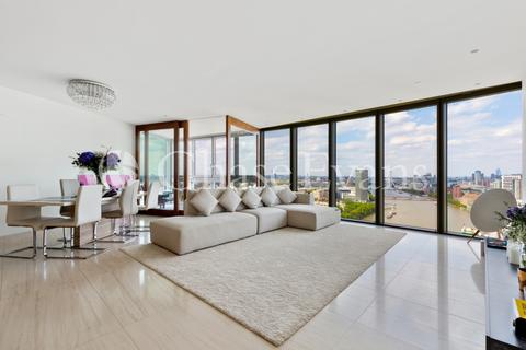 3 bedroom apartment for sale, The Tower, St George Wharf, Vauxhall SW8