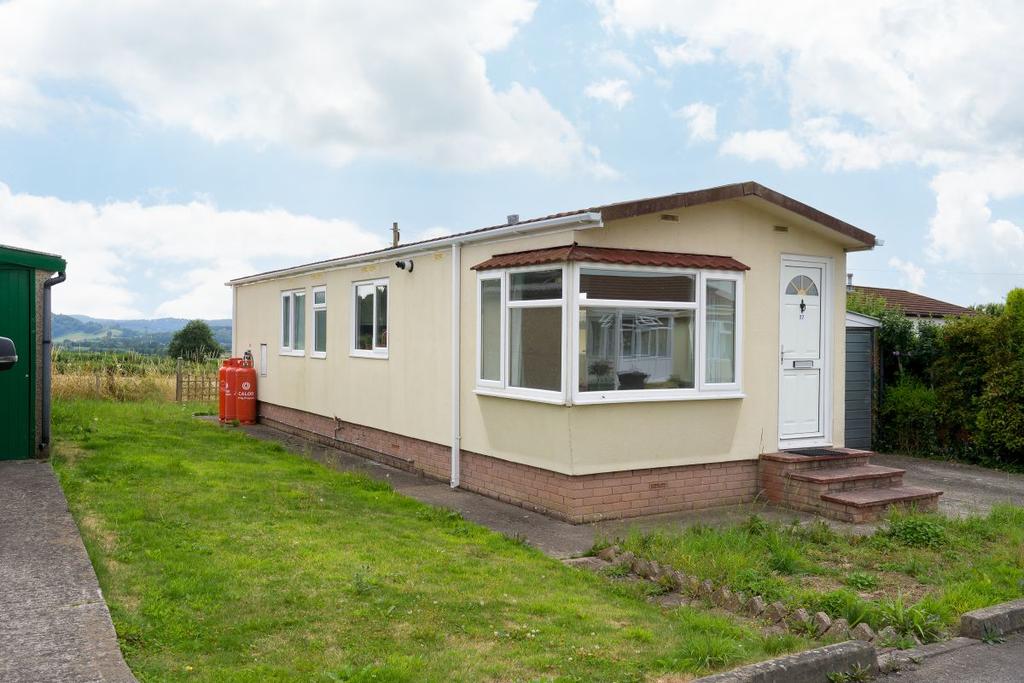 Vine Tree Park, RossonWye, Herefordshire 2 bed park home £129,995