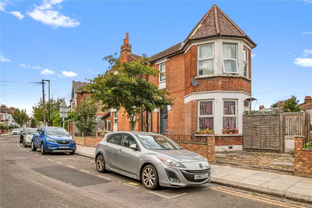 Mount Pleasant Road, London, N17 2 bed apartment for sale - £325,000