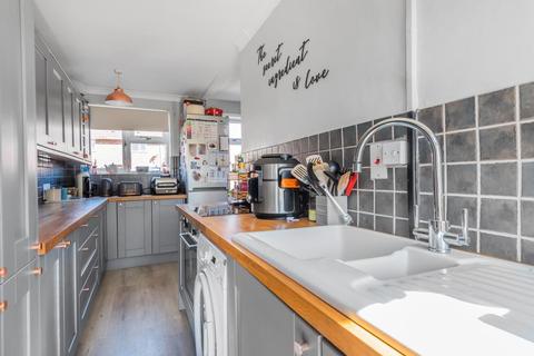 33 Saxton Road, Abingdon, OX14 5JD