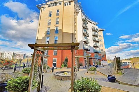 2 bedroom apartment to rent, Ranelagh Road, Ipswich