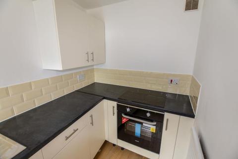 1 bedroom flat to rent - Andrew Marvell House, Posterngate, Hull, HU1 2JP