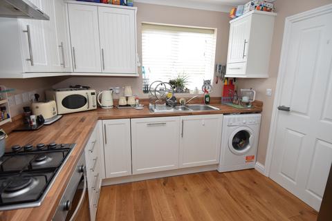 30 Andrew Close, Durrington, Salisbury, SP4 8EJ