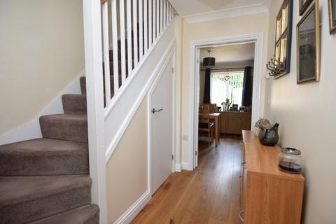 30 Andrew Close, Durrington, Salisbury, SP4 8EJ