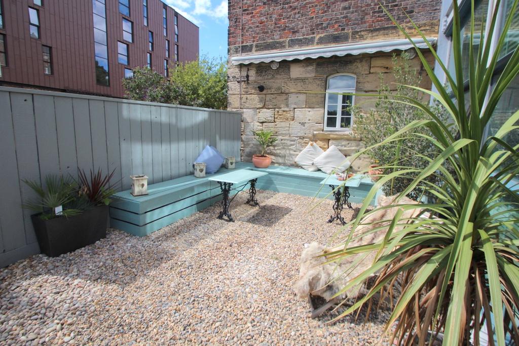 Patio Area 2