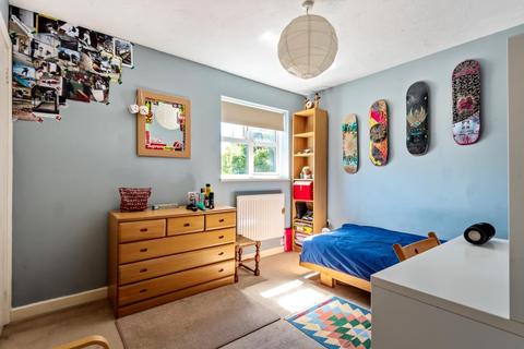 40 Bibury Close, Witney, OX28 5GB