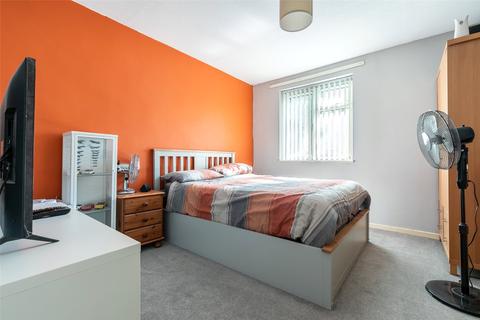 15 Ollerton, Bracknell, RG12 7RA