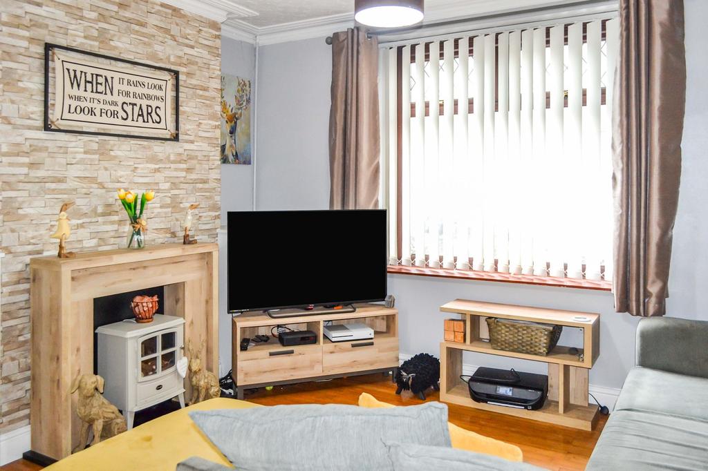 Edward Street, Port Talbot, Neath... 3 bed terraced house £130,000