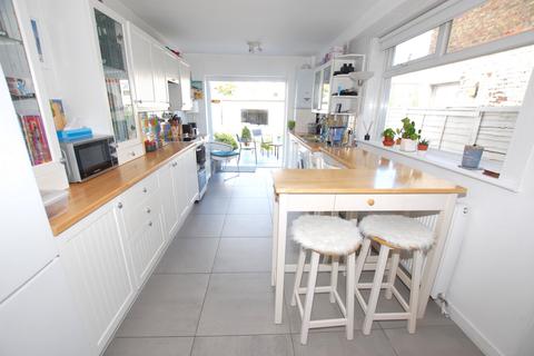 71 Albert Road, Hythe, CT21 6BT