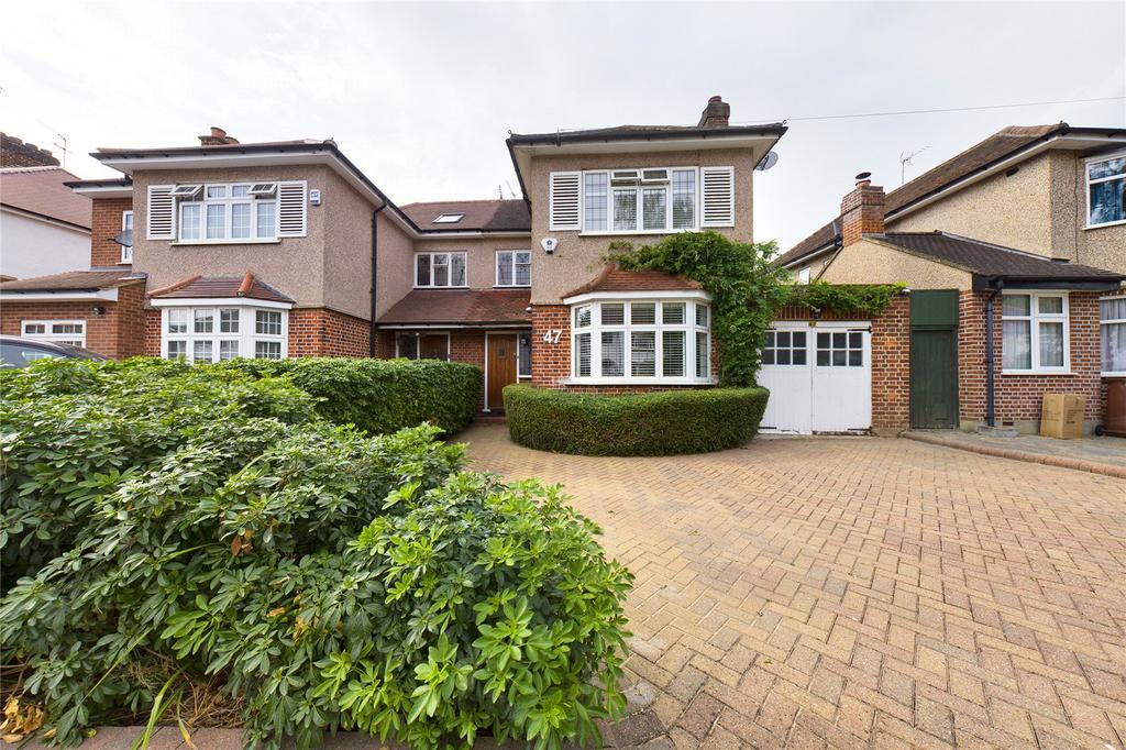 St. Michaels Crescent, Pinner... 3 bed semidetached house £900,000