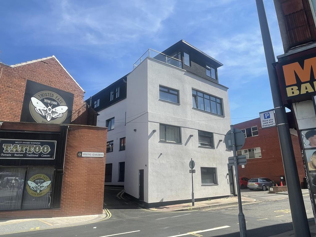 Spring Gardens Doncaster DN1 3DH 11 bed block of apartments for sale