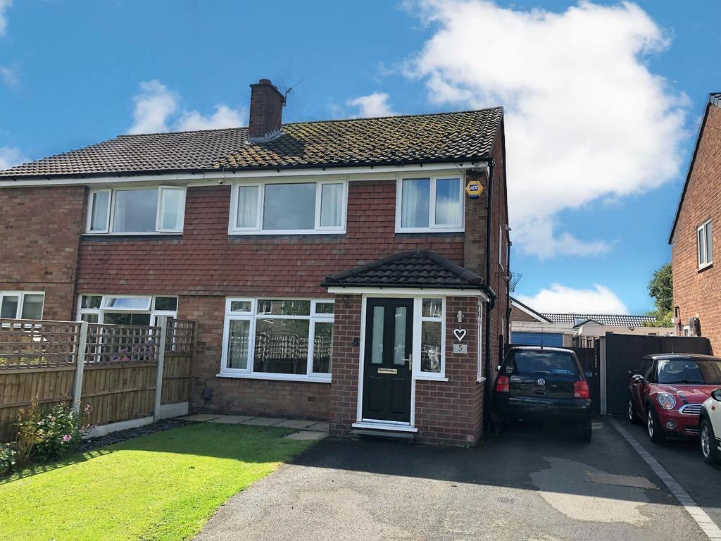 Penrhyn Crescent, Hazel Grove... 3 bed semidetached house £350,000