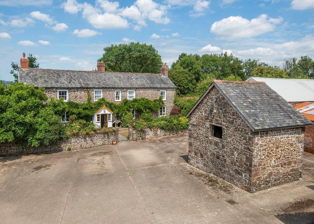 Nympton, South Molton, Devon, EX36 5 bed detached house £1,370,000