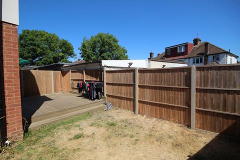 1a Craigmuir Park, Wembley, HA0 1NY