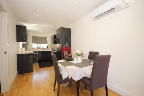 1a Craigmuir Park, Wembley, HA0 1NY
