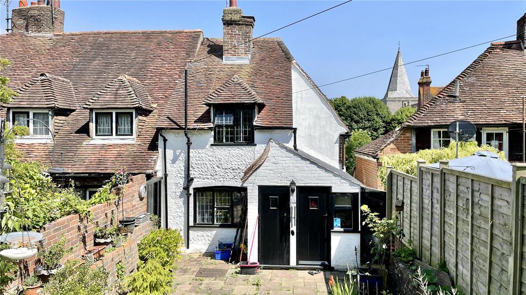 High Street, Alfriston, East Sussex, BN26 2 bed semidetached house for