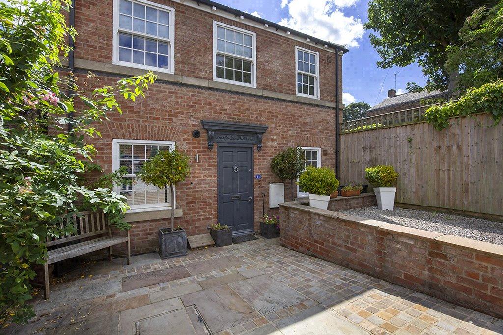 East Mount Road, York, North Yorkshire, YO24 3 bed detached house £