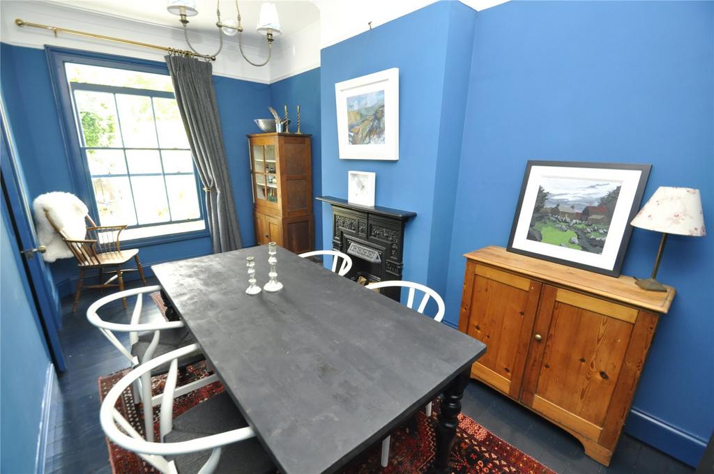 Peel Road, Gosport, Hampshire, PO12 3 bed house £450,000
