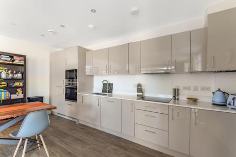 Flat 18, Willow Court Barton Fields Road, Headington, Oxford, OX3 9FQ