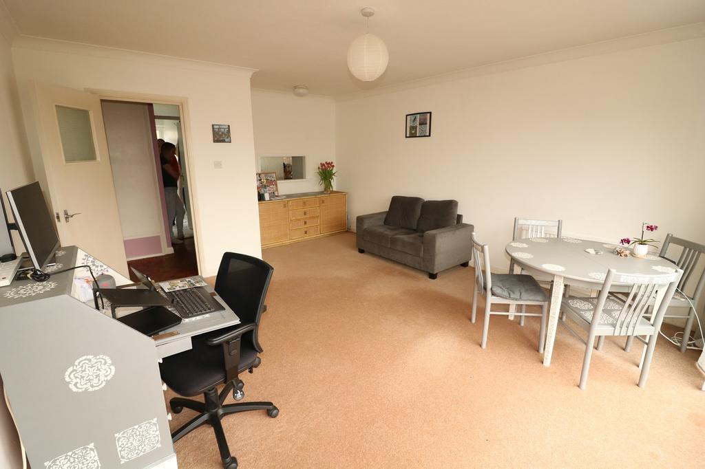 Living/Dining Room